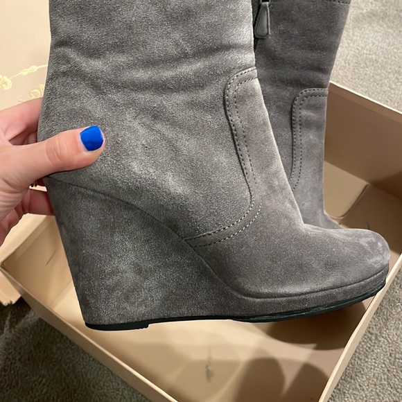 Prada wedge booties - Picture 2 of 6